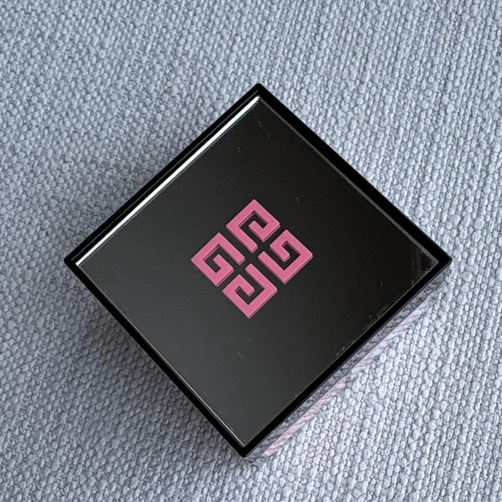 Givenchy Prisme Libre Loose Powder Blush 12H Radiance - 2 taffetas rose